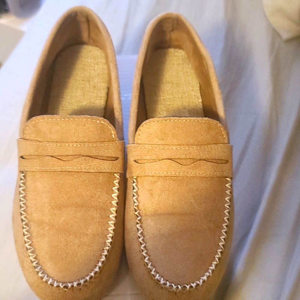 Women's flats/loafers